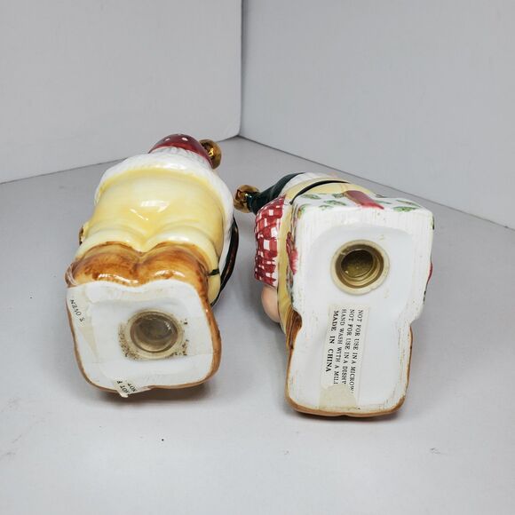 Vtg Santa Salt And Pepper Shaker Set Gold Accents Holiday Christmas Decor - Picture 6 of 6